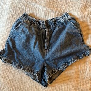American Eagle Women's Denim high waist mom shorts with ruffle trim